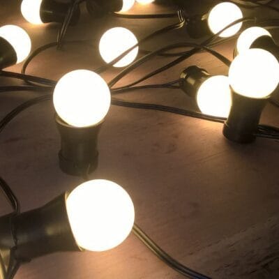 Guirnalda + focos halogenos 18w