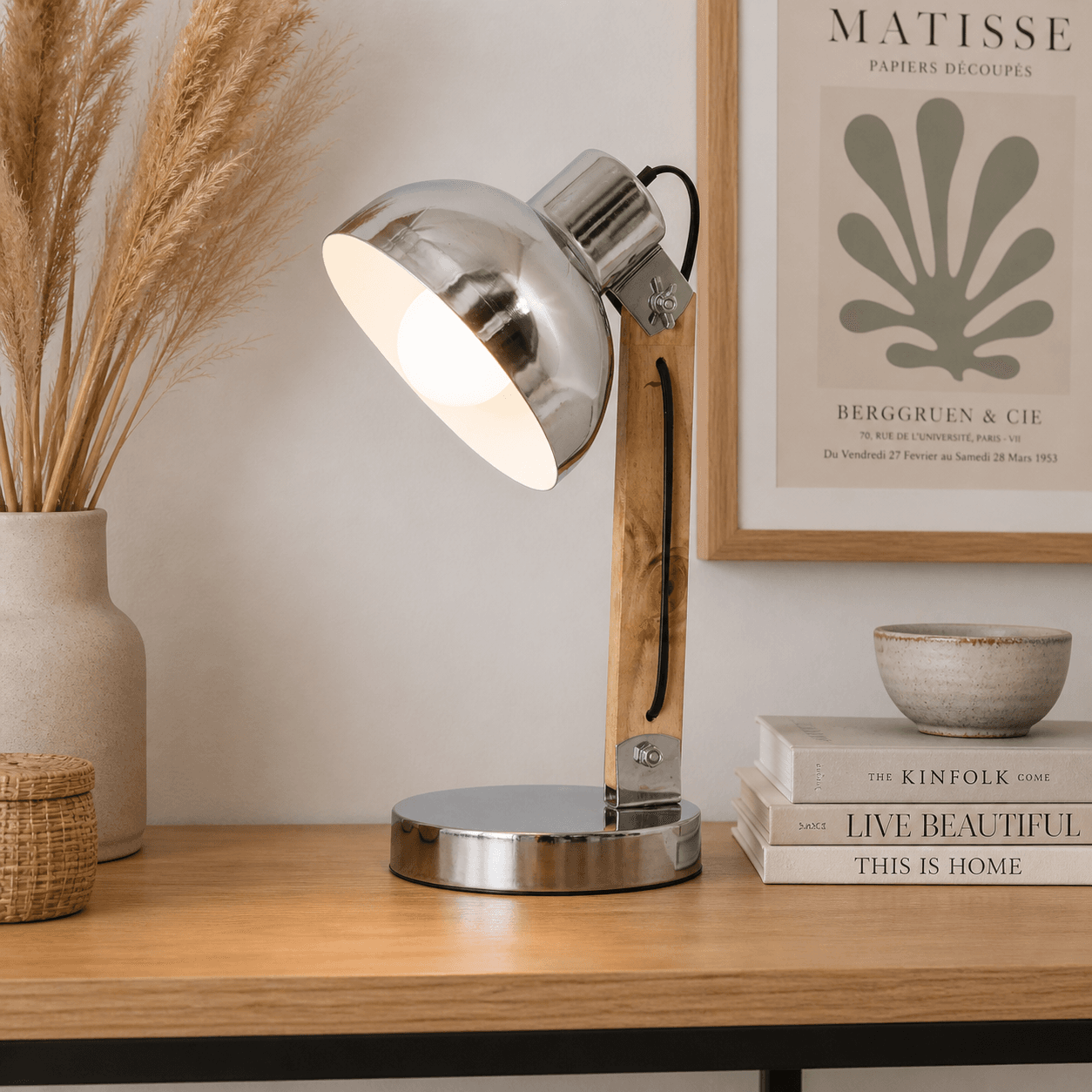 lampara de mesa de madera y metal "mimi mini" cromado