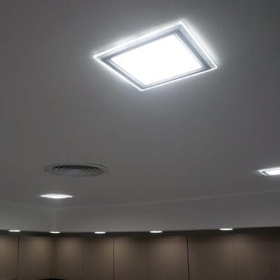 embutido cuadrado con borde de vidrio 6w luz neutra